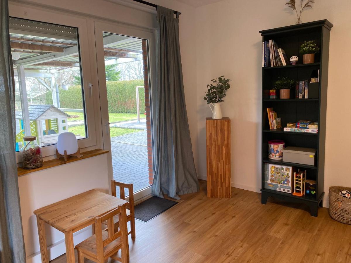 Ferienhaus Sieglinde Mit Deichblick Emden Buitenkant foto